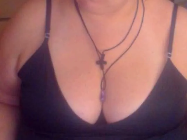 Live sex webcam photo for mayalove4u #291923870