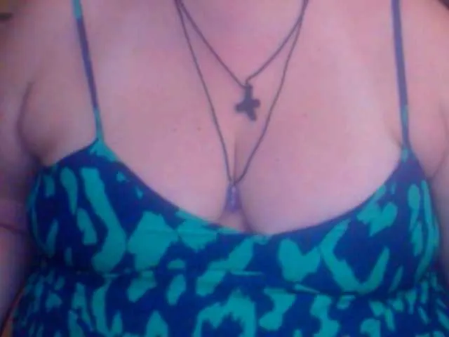 Live sex webcam photo for mayalove4u #291962189