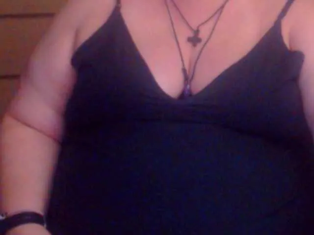 Live sex webcam photo for mayalove4u #292068439