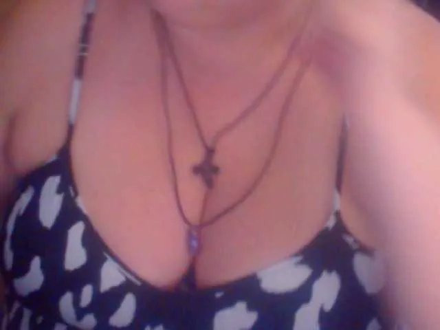 Live sex webcam photo for mayalove4u #292112429