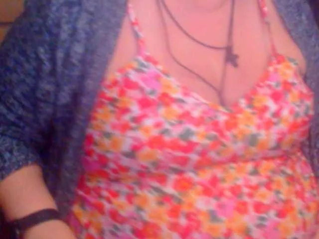 Live sex webcam photo for mayalove4u #292122638