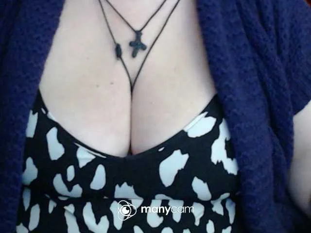 Live sex webcam photo for mayalove4u #292375755