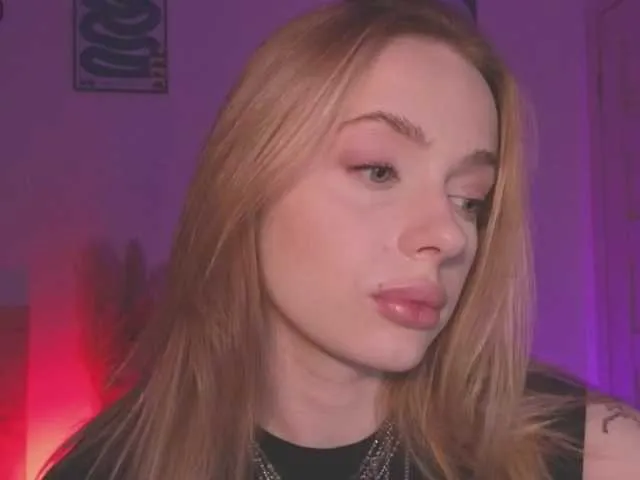 Live sex webcam photo for mayshy #291550485