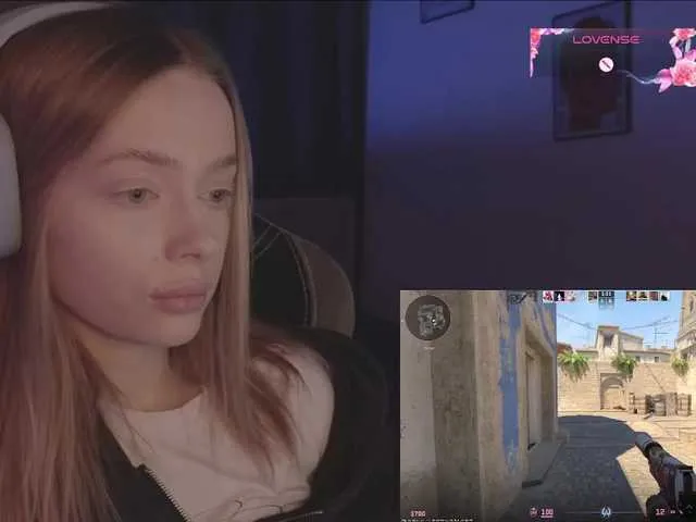 Live sex webcam photo for mayshy #291930361