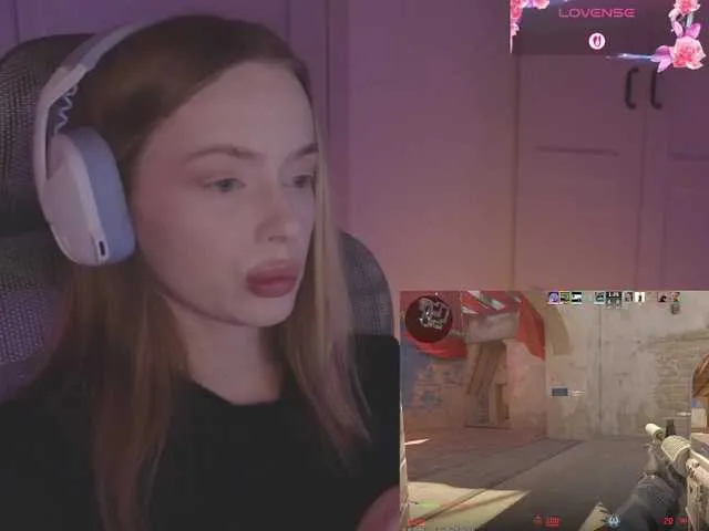 Live sex webcam photo for mayshy #292182030