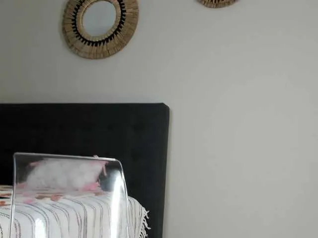 Live sex webcam photo for mazekyn #291129086