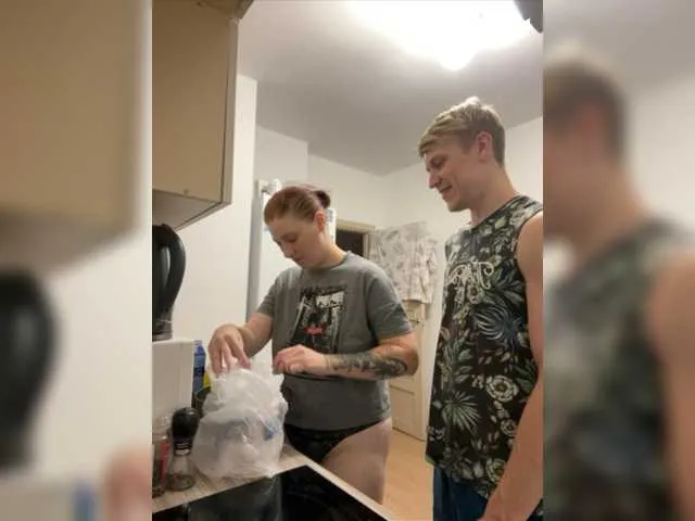 Live sex webcam photo for medaed #276102669