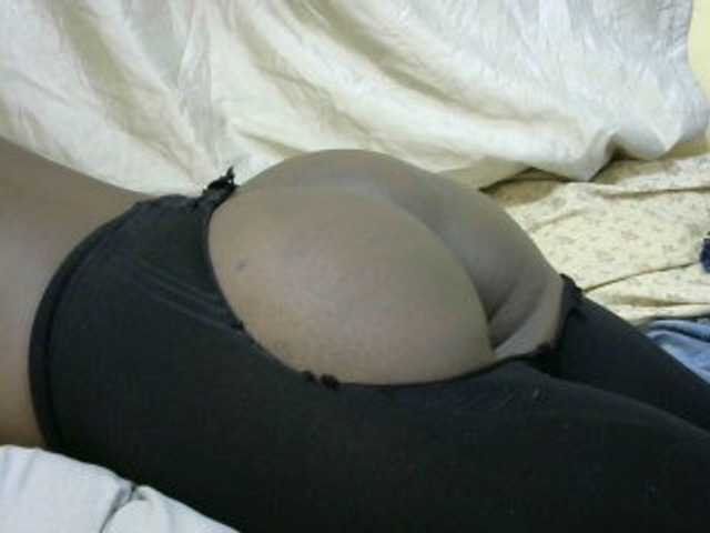 Live sex webcam photo for medinahswee #277589797