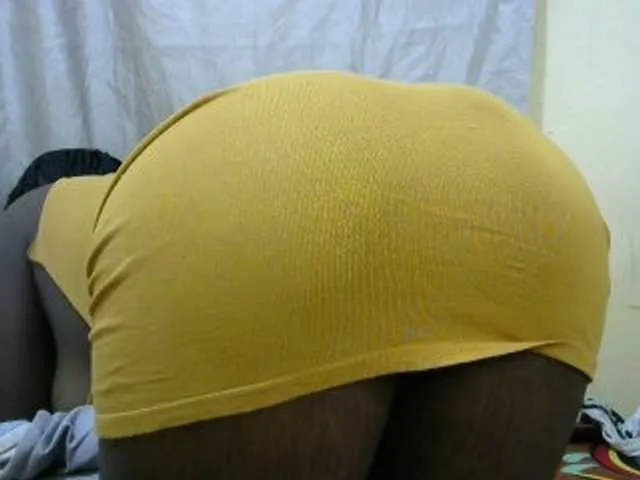 Live sex webcam photo for medinahswee #277762966