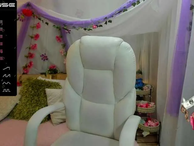 Live sex webcam photo for meenacute #274648229