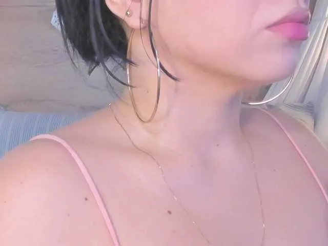 Live sex webcam photo for meenacute #291306730