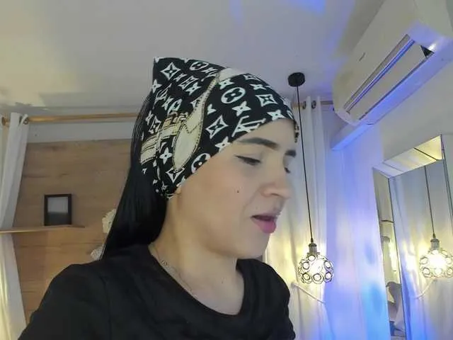 Live sex webcam photo for meenacute #291601613