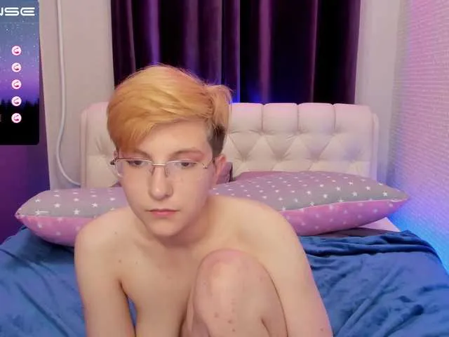 Live sex webcam photo for meenjoy #274025763