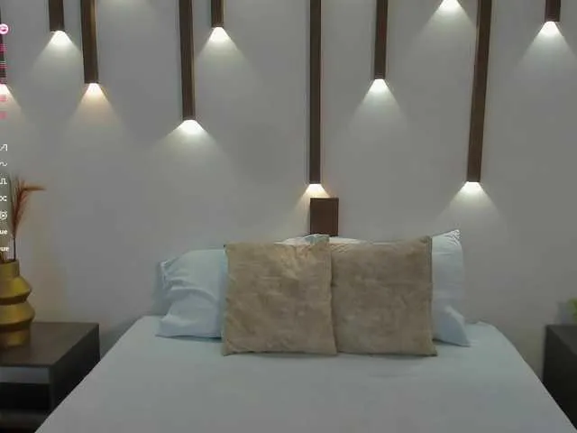 Live sex webcam photo for megan-cooper28 #291141726