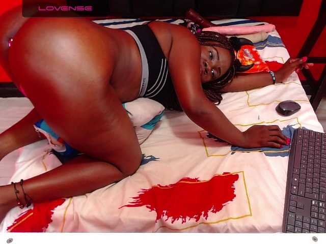 Live sex webcam photo for megan-lovitz #272577781