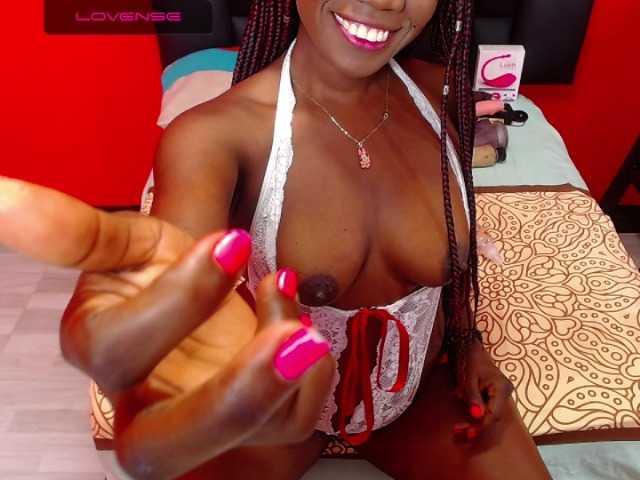 Live sex webcam photo for megan-lovitz #272685704