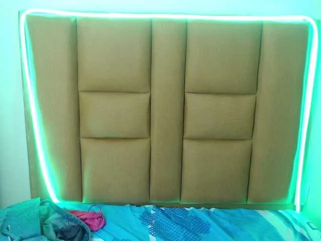 Live sex webcam photo for megan-tender #271694169