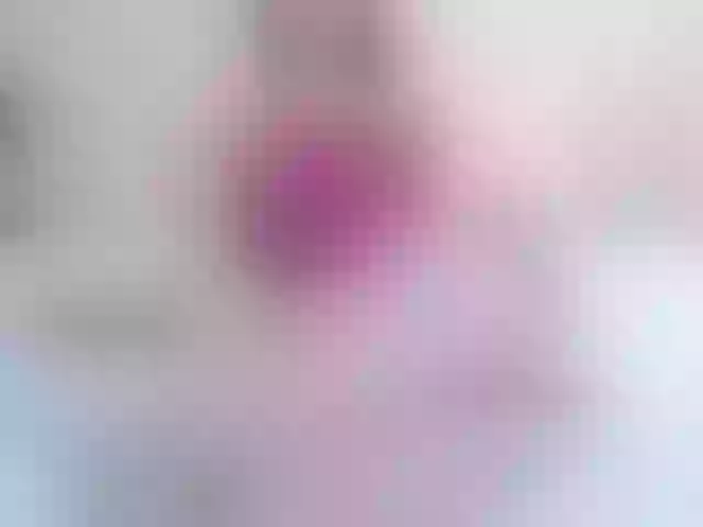 Live sex webcam photo for megan6969 #273635490