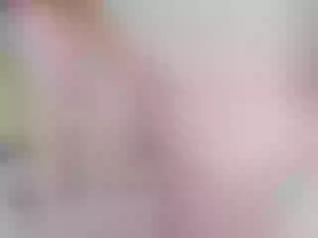 Live sex webcam photo for megan6969 #290886452
