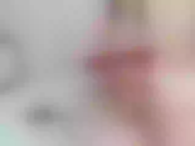 Live sex webcam photo for megan6969 #291411557