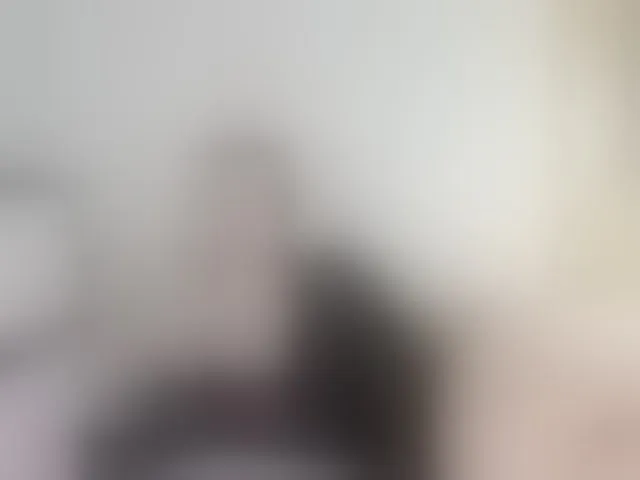 Live sex webcam photo for megan6969 #292701597