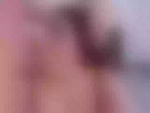 Live sex webcam photo for meganandmax7 #275619281