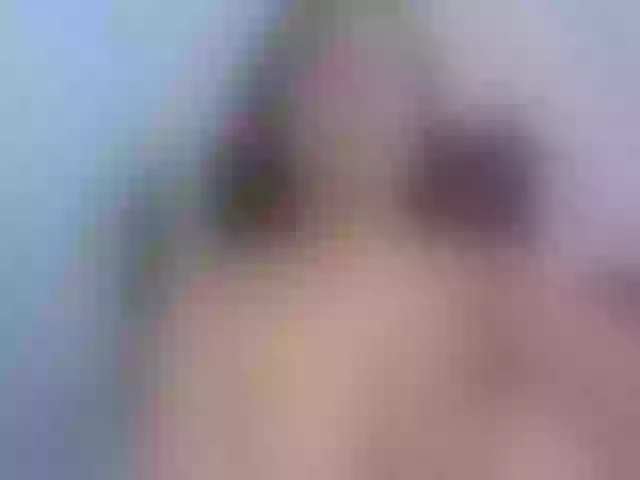 Live sex webcam photo for meganandmax7 #275778074