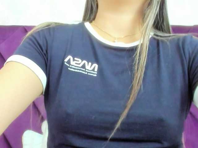 Live sex webcam photo for meganariana1 #276222534