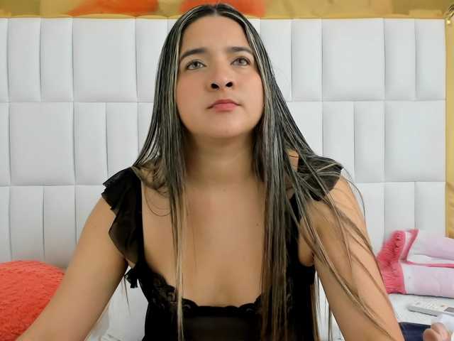 Live sex webcam photo for meganariana1 #276447434