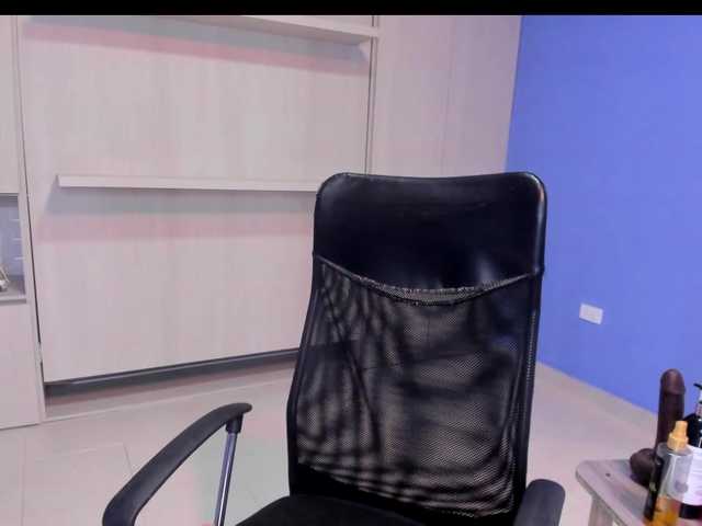 Live sex webcam photo for meganjenner #276996400