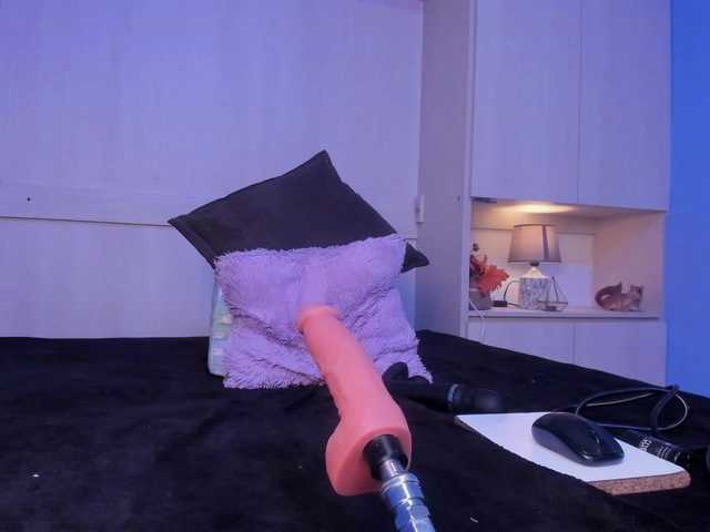 Live sex webcam photo for meganjenner #277296386