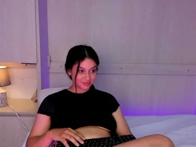 Live sex webcam photo for meganjenner #277993423