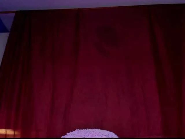 Live sex webcam photo for meganjenner #278211967