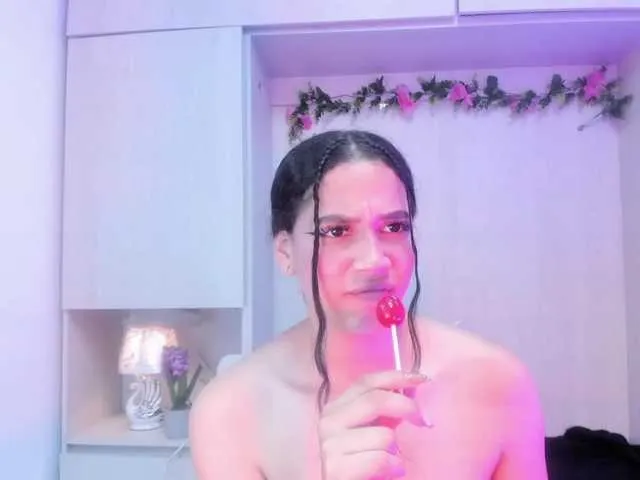 Live sex webcam photo for meganjenner #290399118