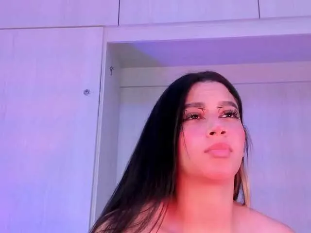 Live sex webcam photo for meganjenner #291150740