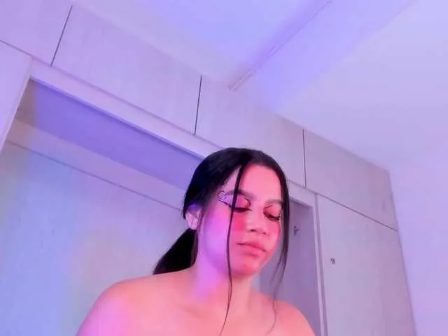 Live sex webcam photo for meganjenner #291190120