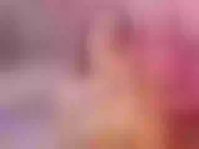 Live sex webcam photo for megankitty999 #291619661