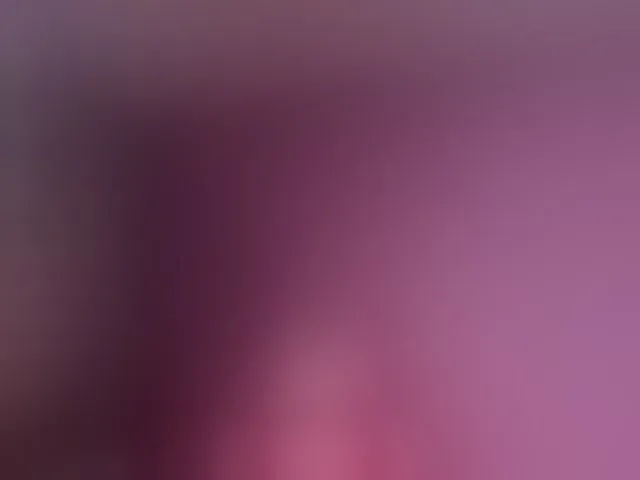 Live sex webcam photo for megankitty999 #291970220