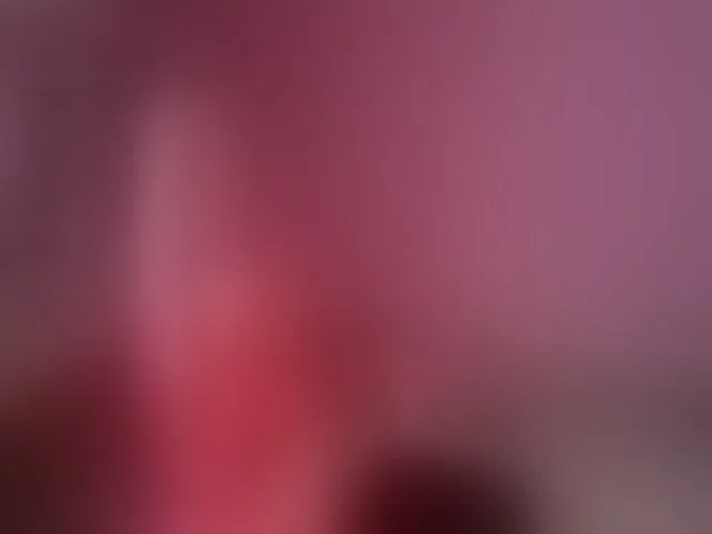 Live sex webcam photo for megankitty999 #292124454