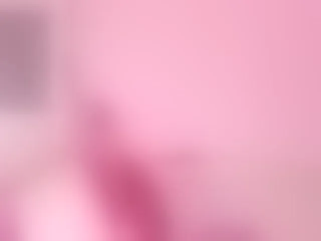 Live sex webcam photo for megankitty999 #292191125