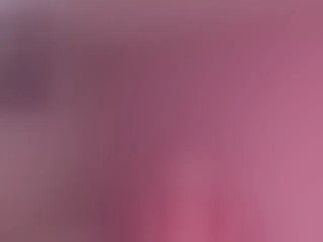 Live sex webcam photo for megankitty999 #292379791