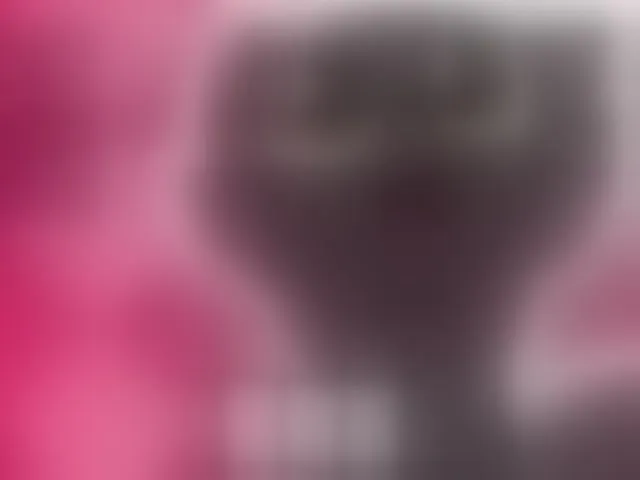 Live sex webcam photo for megankitty999 #292557284