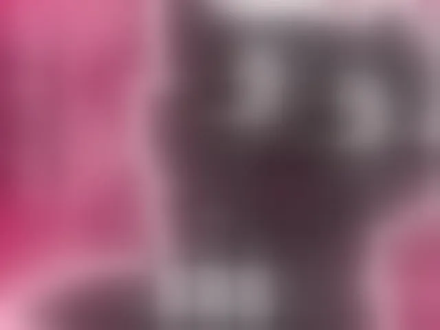 Live sex webcam photo for megankitty999 #292997041