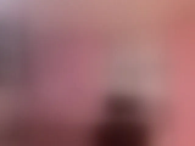 Live sex webcam photo for megankitty999 #293409795