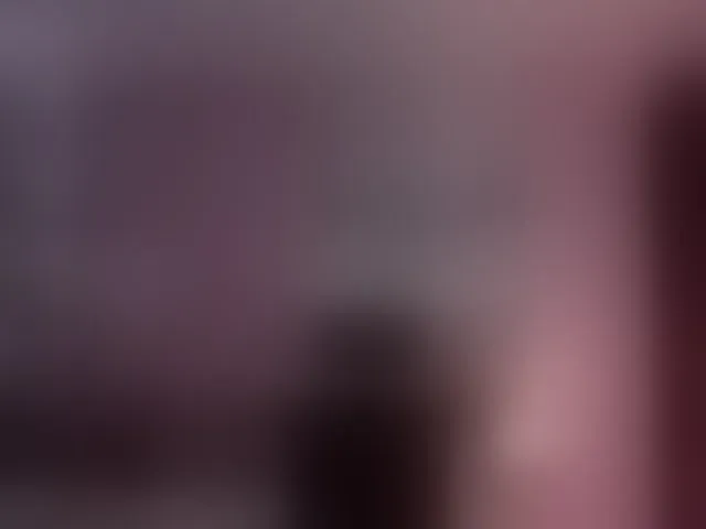 Live sex webcam photo for megankitty999 #293772269