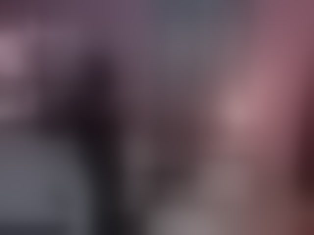 Live sex webcam photo for megankitty999 #294220612