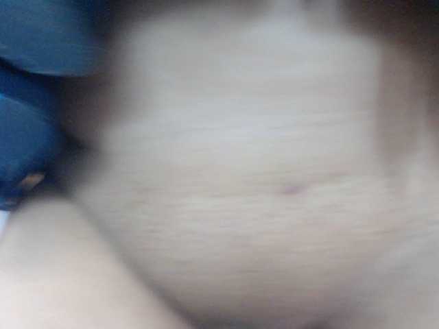 Live sex webcam photo for meganmilf2 #290849024