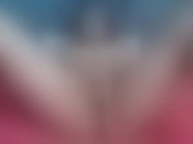 Live sex webcam photo for meganmilf2 #292436189