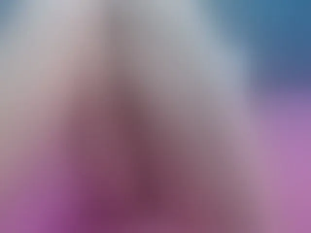 Live sex webcam photo for meganmilf2 #292802430
