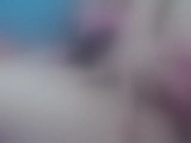 Live sex webcam photo for meganmilf2 #293400106